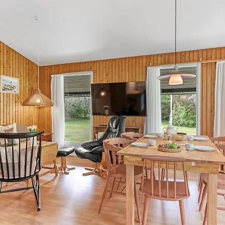 Rikkart - 400m From The Sea By Interhome