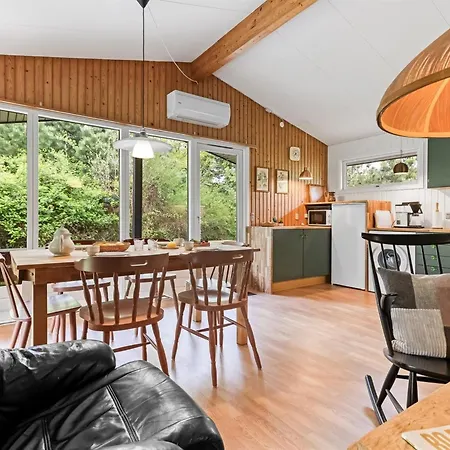 Prázdninový dům Rikkart - 400m From The Sea By Interhome